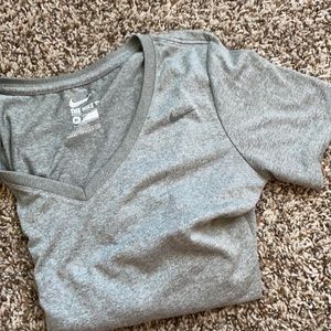 Nike short sleeve shirt